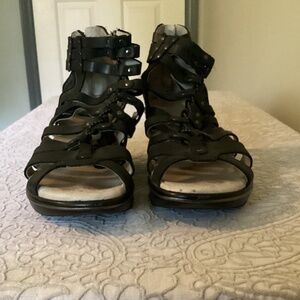 Jambu Strappy black leather sandals